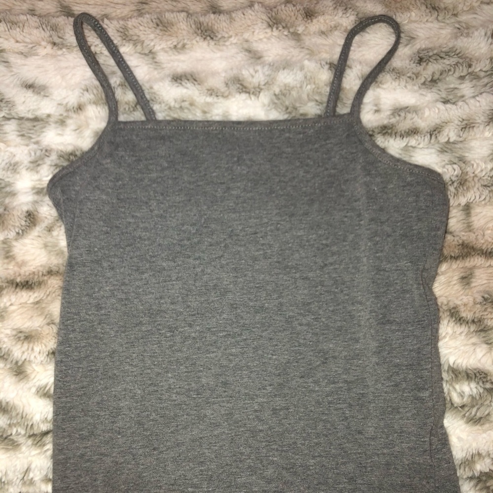 cropped tank top